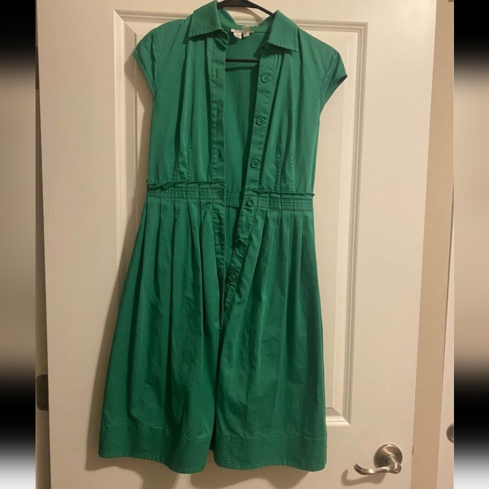 Green vintage women's dress size 4